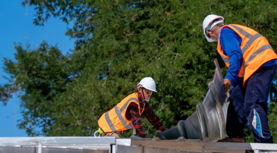 Professional new roof installation services in Darlington, MO